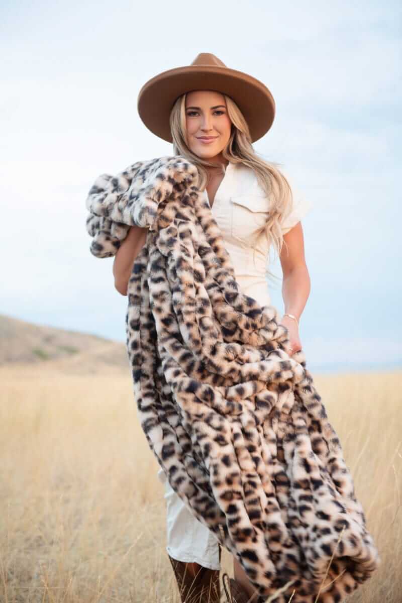 Cozy Throw Blanket, Hugs Golden Leopard for Sofas, Beds and Relaxing at Home, 5 Sizes and 4 Colors image 1