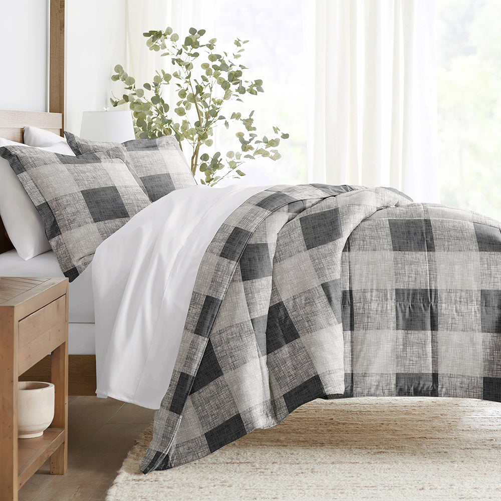 Down Alternative Comforter, Gingham Set, Lightweight Design for Everyday Bedding and Comfortable Sleep, 2 Size Options image 1