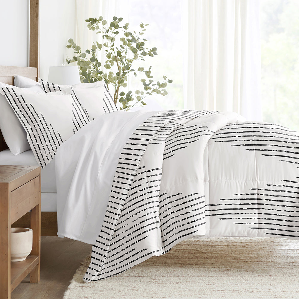 Down Alternative Comforter, Diamond Stripe Set, Lightweight Design for Everyday Bedding and Comfortable Sleep, 3 Size Options image 1