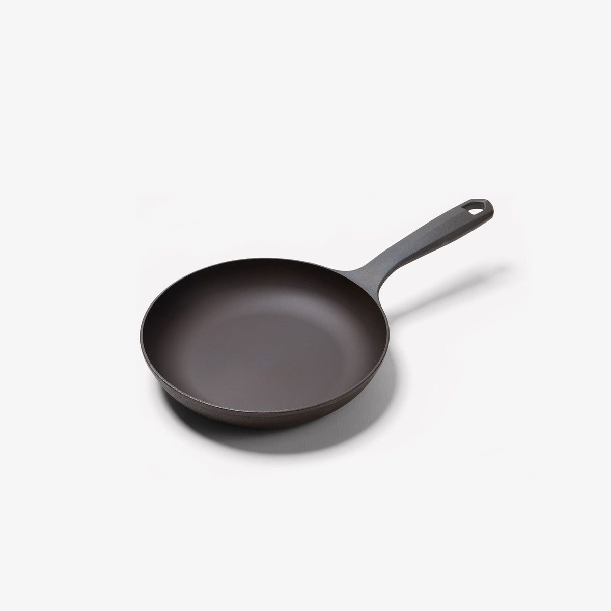 Cast Iron Skillet, No.5 Chef for Stovetop Cooking, Baking and Family Meals, Designed for Searing, Sautéing and Everyday Meal Prep image 1