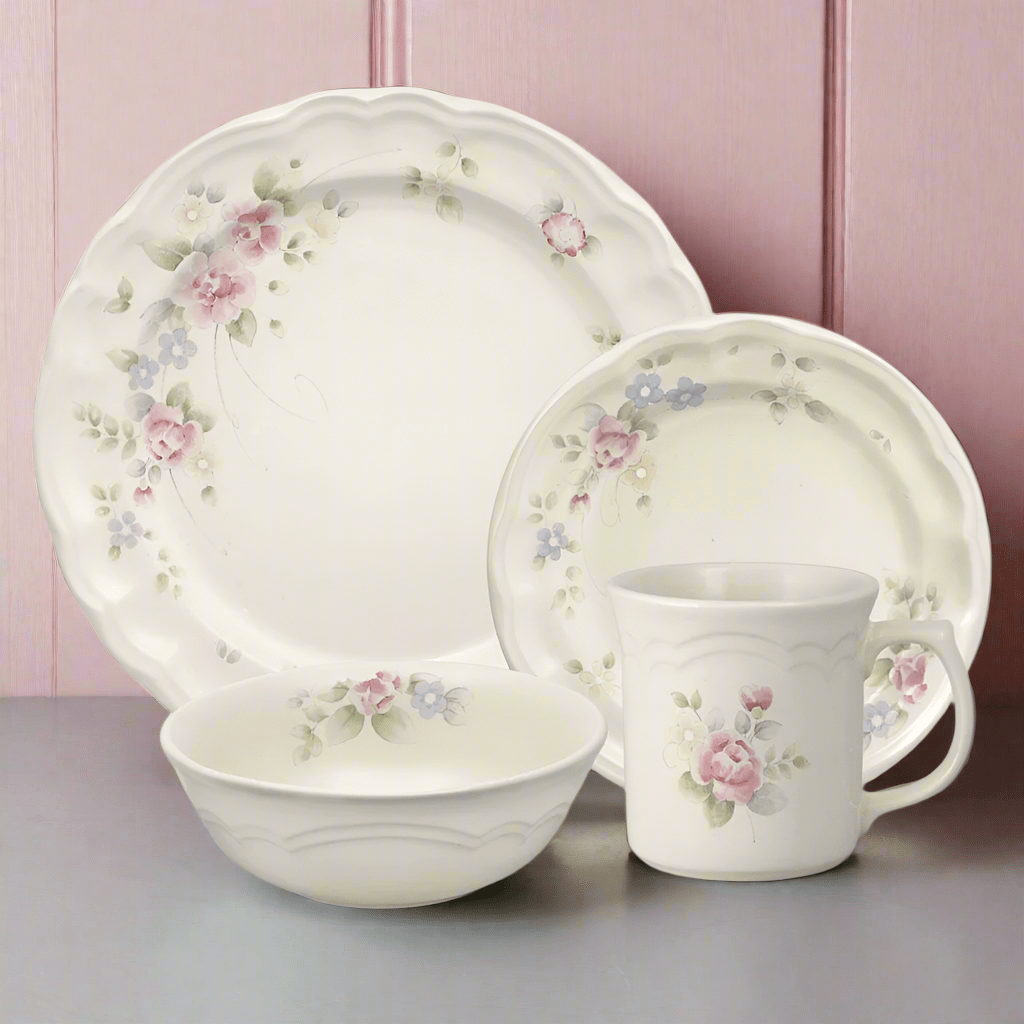 Tea Rose Dinnerware Set image 1