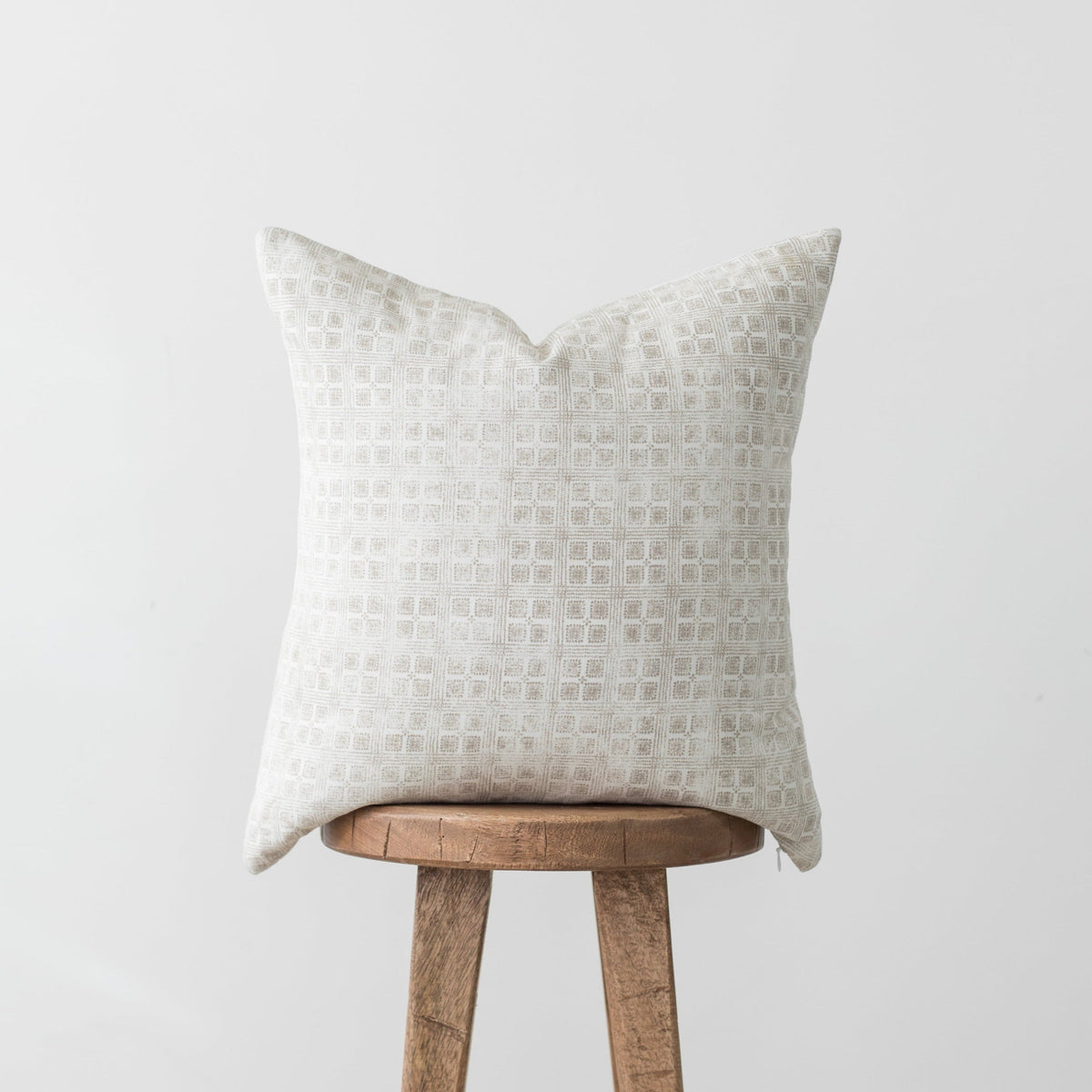 Decorative Pillow Cover Set, Fleur Grid 24", Machine-Washable Care for Sofas, Beds and Living Room Accents image 1