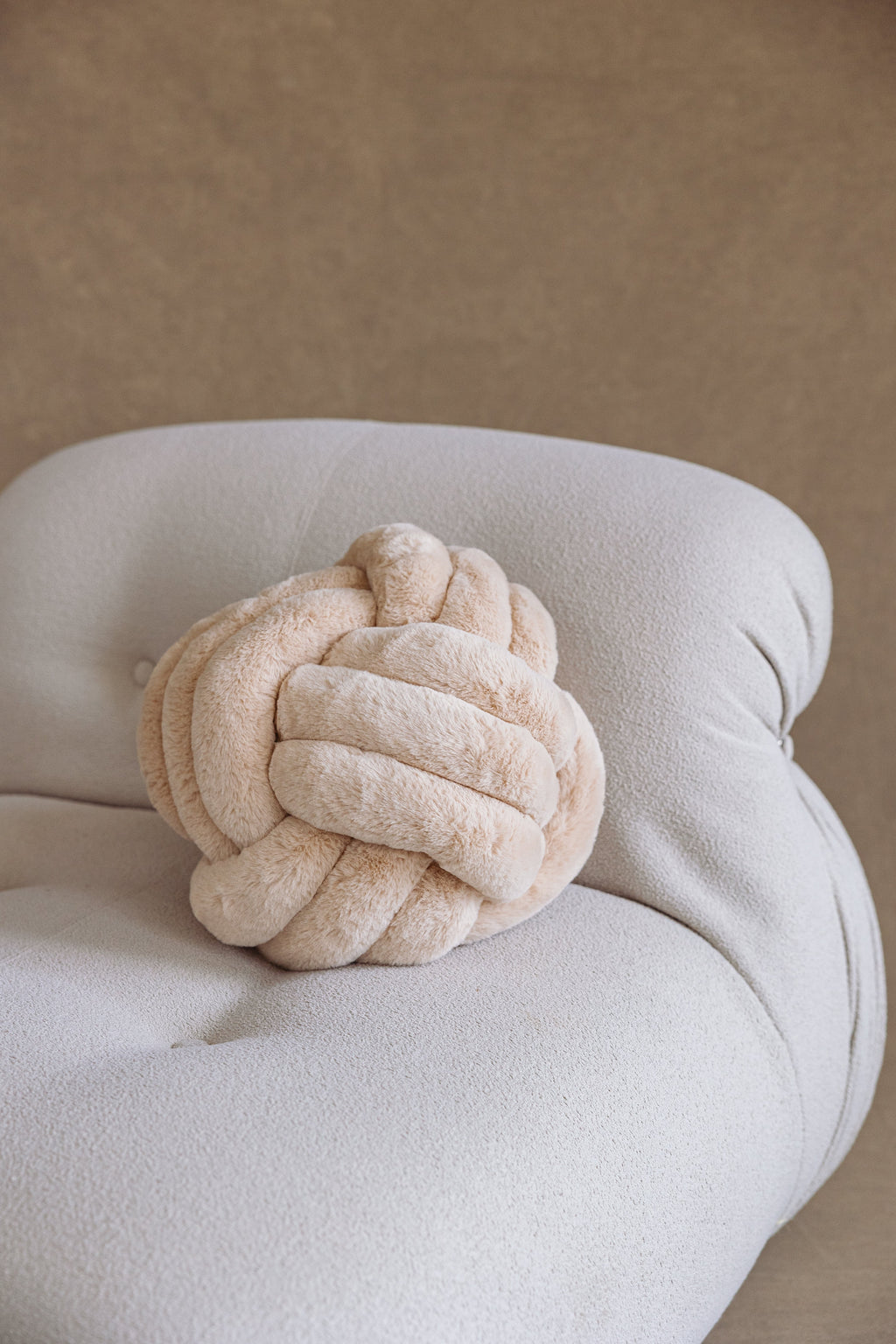 Bed Pillow, Knotty Sand for Everyday Sleep and Guest Room Bedding, Designed for Sleeping, Reading and Bedroom Comfort image 1