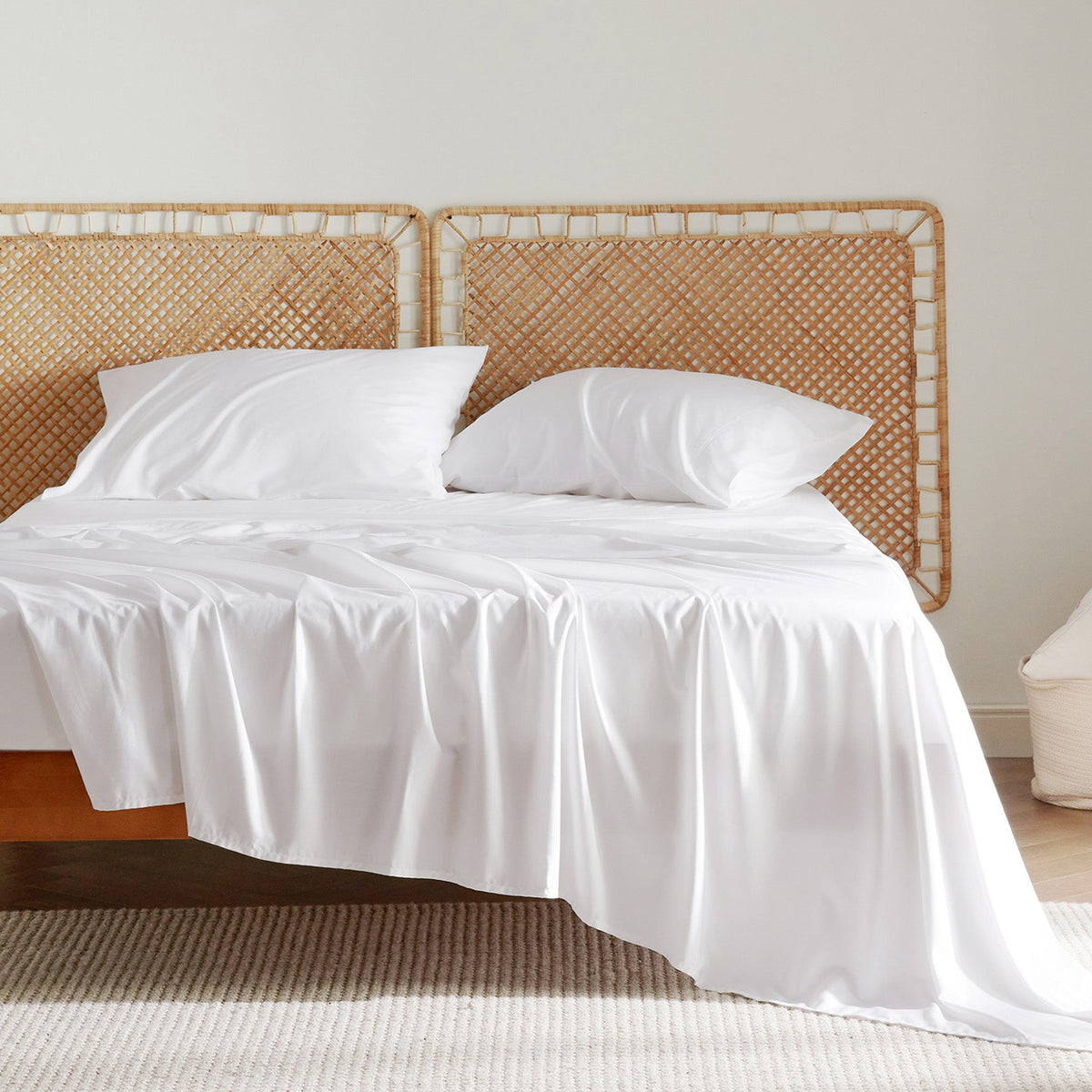 Bed Sheet Set, Rayon Derived from Bamboo, Cooling Comfort, Breathable Construction for Everyday Bedroom Comfort and Guest Rooms image 2