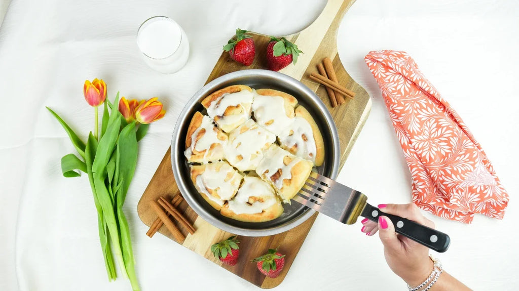 Stainless Steel Cake Pan, 9" Round with No Handles, Stainless Steel Construction for Layer Cakes, Desserts and Everyday Oven Baking image 2