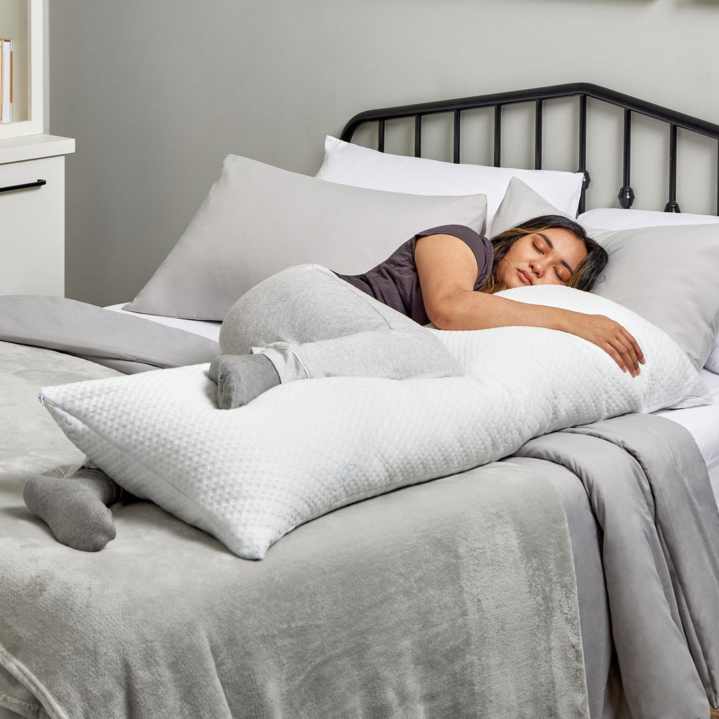 Bed Pillow, Body, Hypoallergenic Comfort for Everyday Sleep and Guest Room Bedding, Designed for Sleeping, Reading and Bedroom Comfort image 2