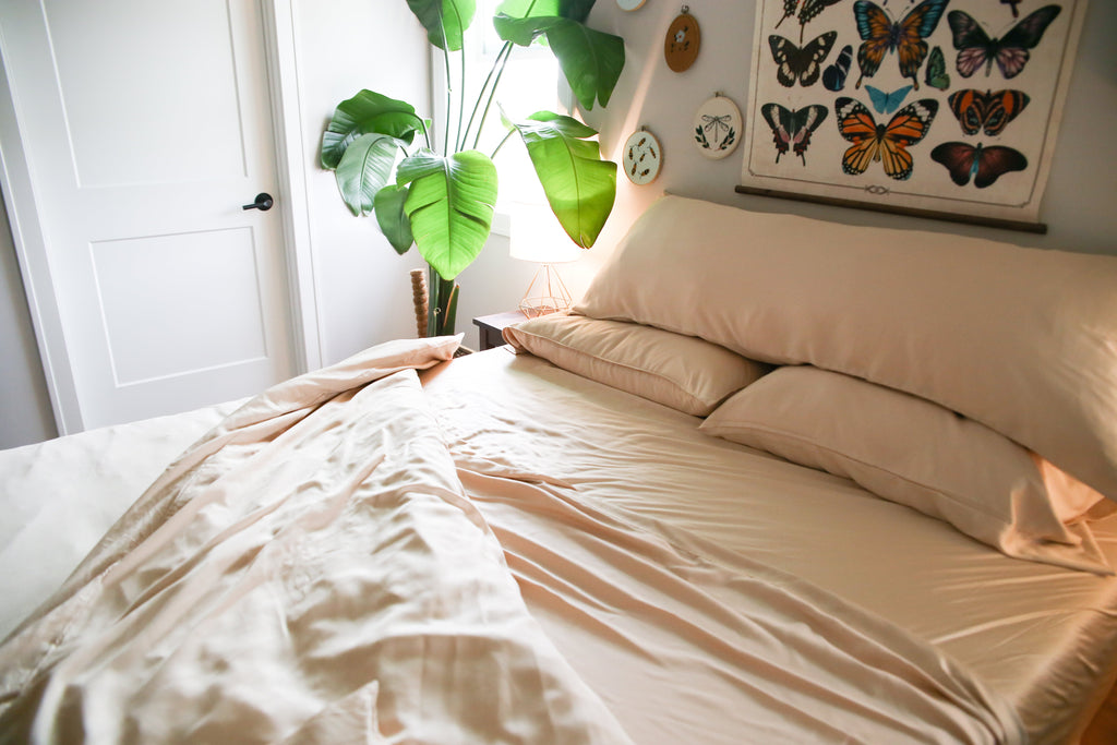 Pillowcase Set, Copper Infused Bamboo Antimicrobial &, Lightweight Design, Machine-Washable Care for Guest Rooms and Daily Bedroom Comfort image 2