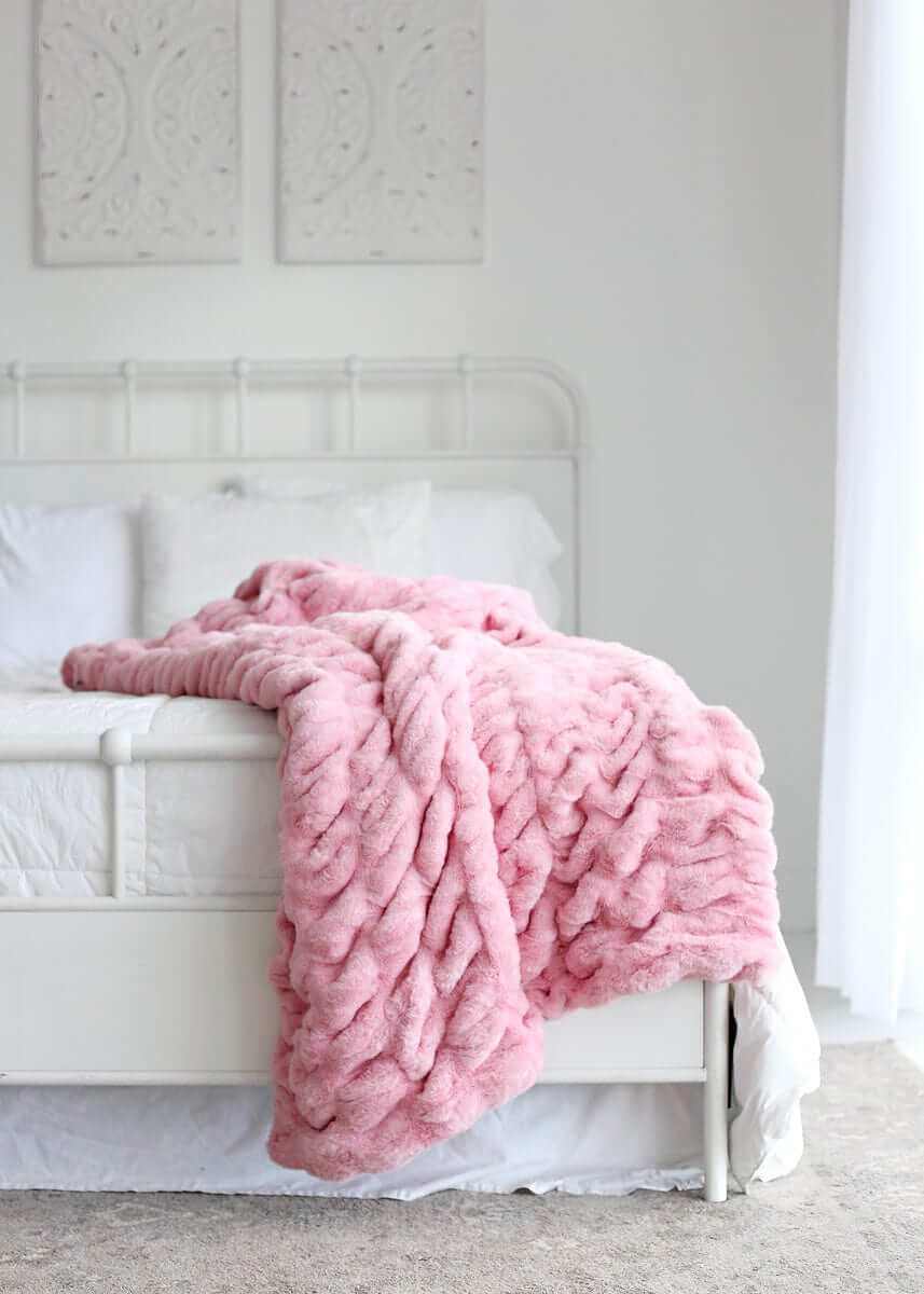 Cozy Throw Blanket, Hugs Cookie Pink for Living Rooms, Bedrooms and Everyday Lounging, 5 Size Options image 2