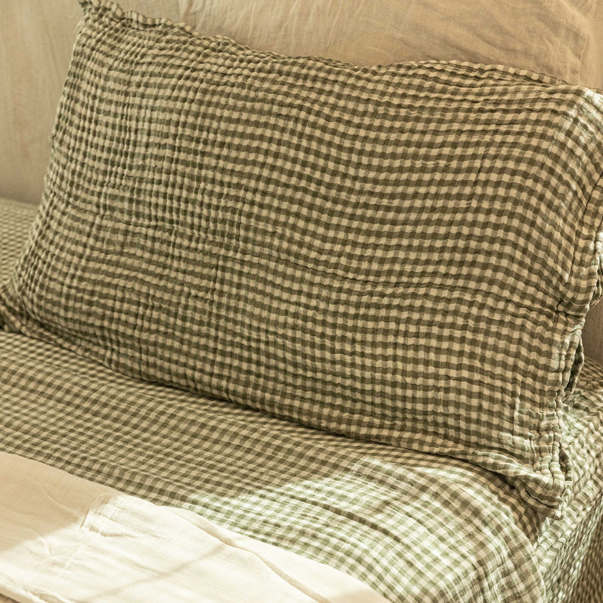 Bed Sheet Set, 365 Limited Edition Gingham, Breathable Construction, Machine-Washable Care for Master Bedrooms, Guest Beds and Daily Use image 2