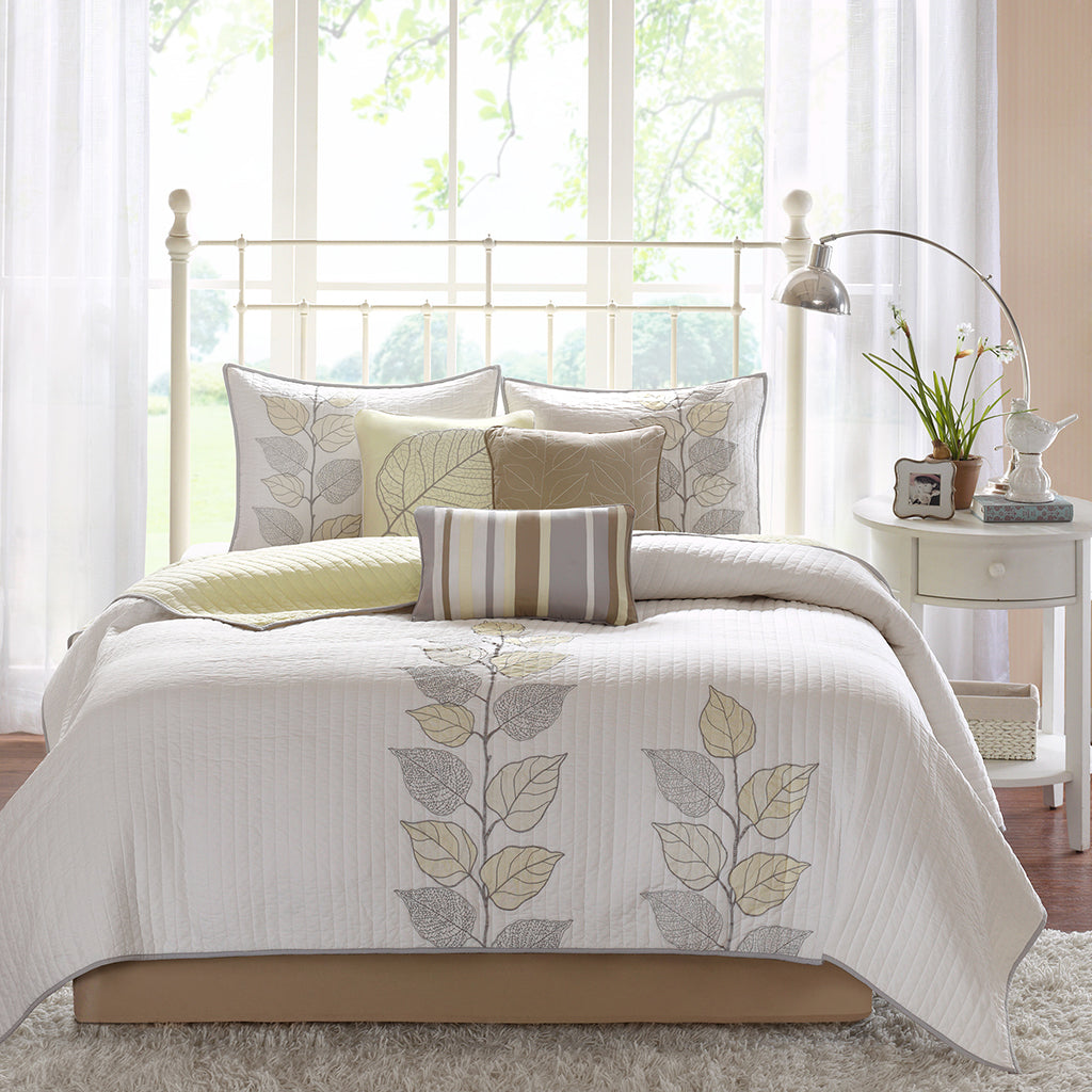 Cozy Throw Blanket, Caelie 6 Piece Embroidered Quilt Set, Machine-Washable Care for Living Rooms, Bedrooms and Everyday Lounging image 2