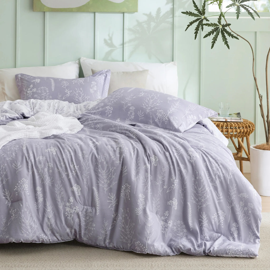Down & Feather Comforter, Floral Set, Machine-Washable Care for Everyday Bedding and Comfortable Sleep, 7 Sizes and 13 Colors image 2