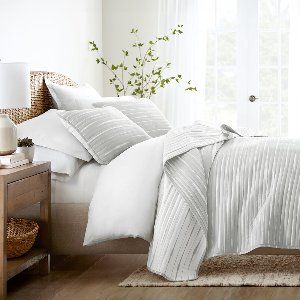 Quilted Coverlet Set, Horizon Lines Reversible for Guest Bedrooms, Layered Beds and Everyday Bedding, 3 Sizes and 2 Colors image 2