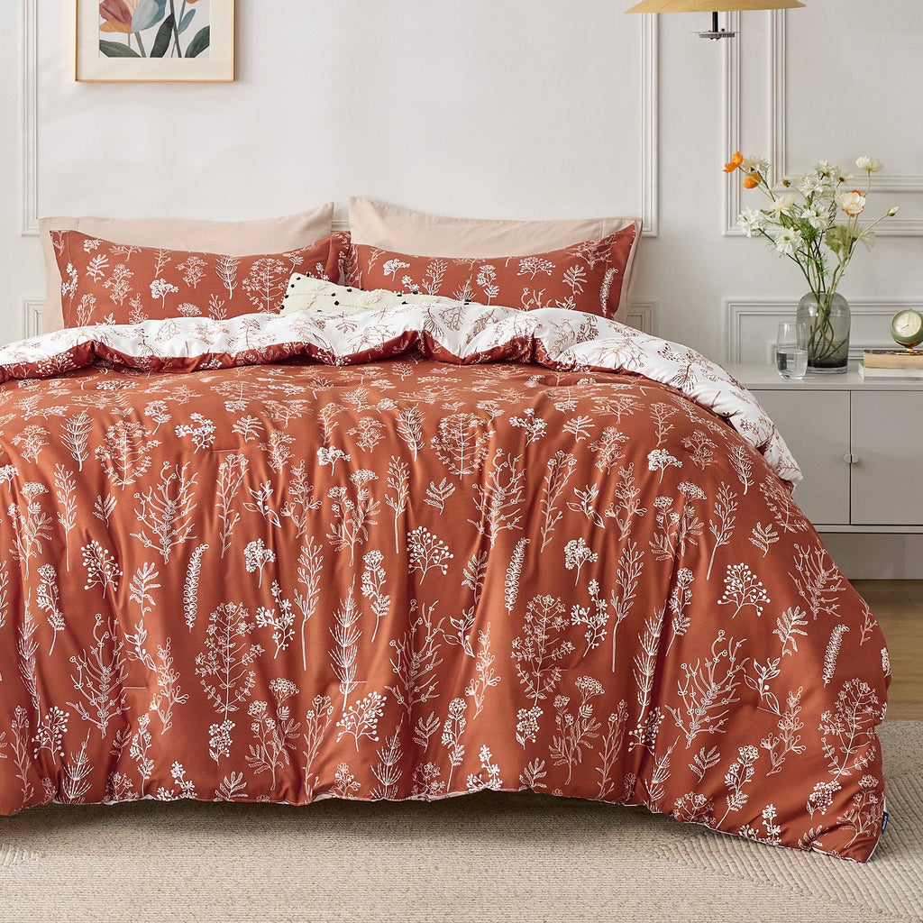 Duvet Cover Set, Reversible Floral Print, Breathable Construction for Bedroom Bedding Refresh and Everyday Comfort, 4 Sizes and 13 Colors image 2