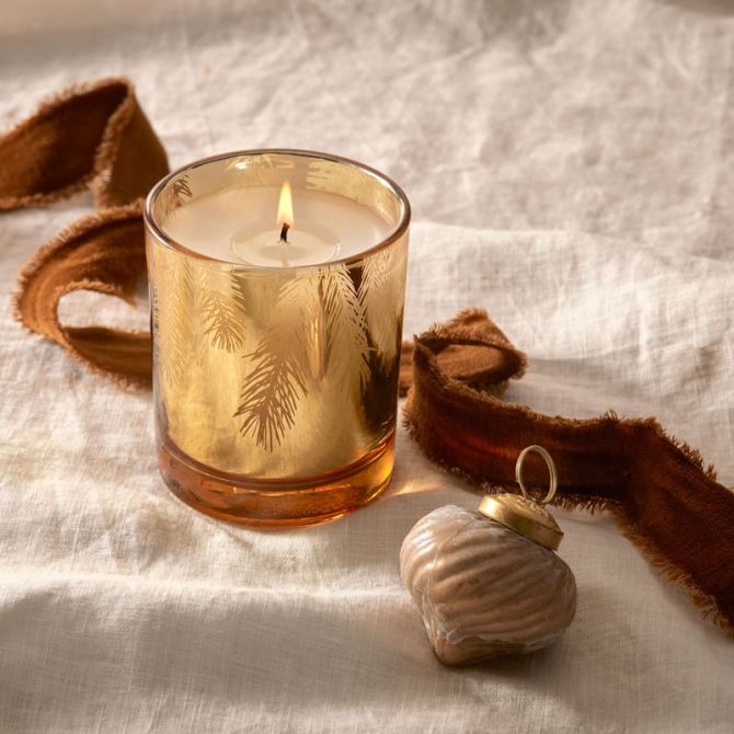 Decorative Candle, Frasier Fir Gilded 6.5oz for Living Rooms, Bedrooms and Relaxing Evenings image 2