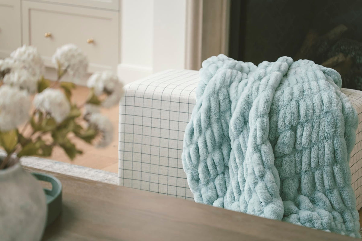 Cozy Throw Blanket, Hugs Willow Blue for Sofas, Beds and Relaxing at Home, 5 Size Options, Designed for Everyday Home Use image 3
