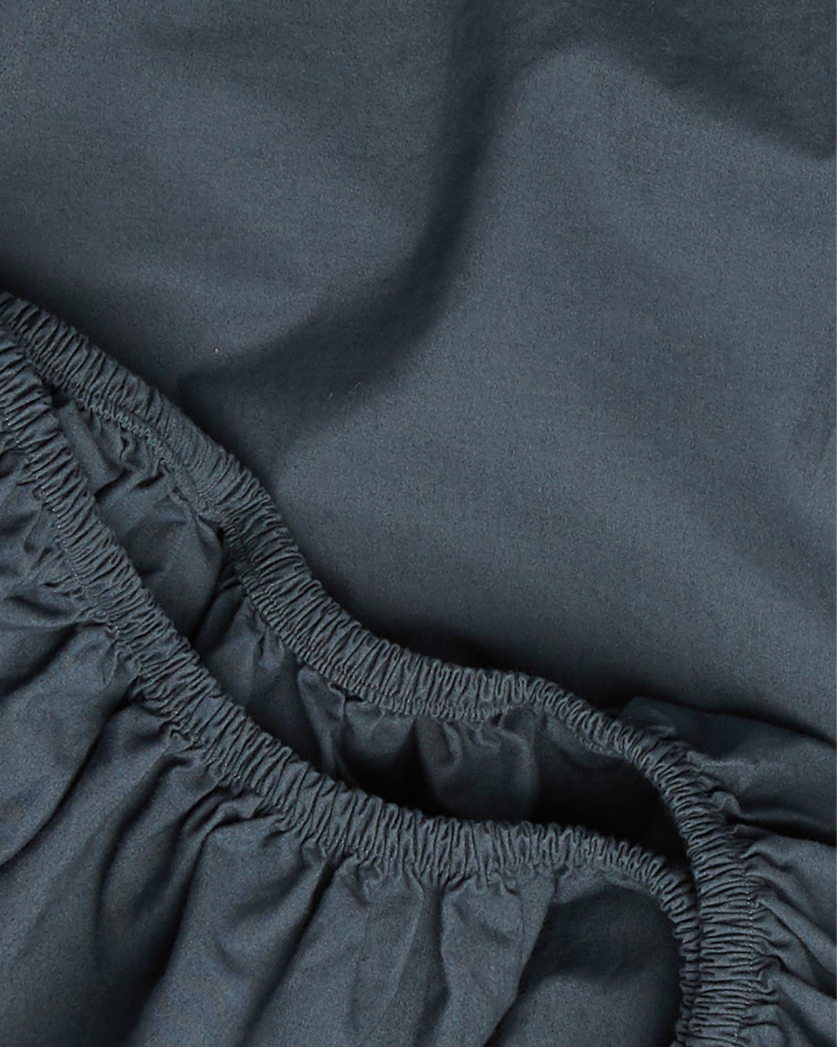 Fitted Sheet, Brushed Cotton (Dusk) for Everyday Bedding, Bedroom Layering and Guest Beds, 6 Size Options image 3