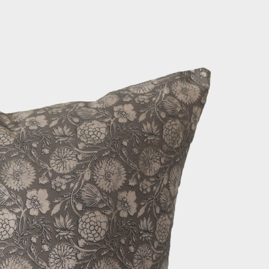 Decorative Pillow Cover Set, Gracie 18" 22", Lightweight Design, Machine-Washable Care for Bedroom Styling and Living Room Decor image 3