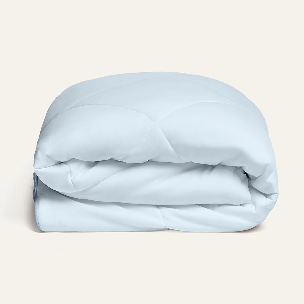 Bed Comforter, Cooling, Lightweight Design for Year-Round Bedroom Comfort and Restful Sleep, 2 Sizes and 3 Colors image 3
