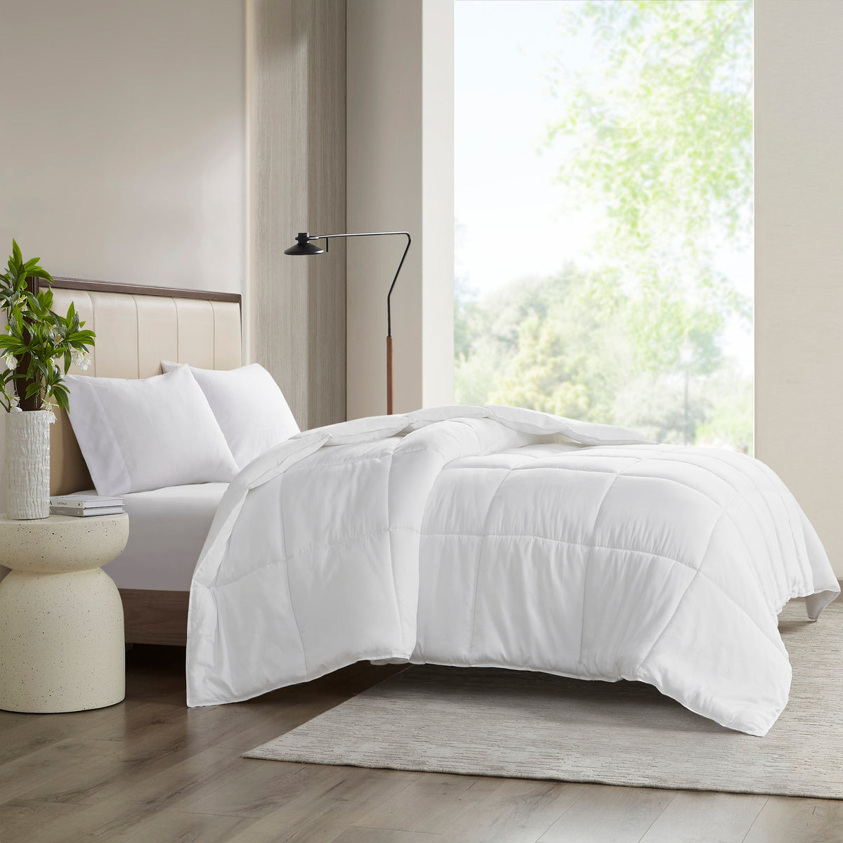 Down Alternative Comforter, Winfield 300 Thread Count Cotton Shell, Machine-Washable Care for Everyday Bedding and Comfortable Sleep image 3