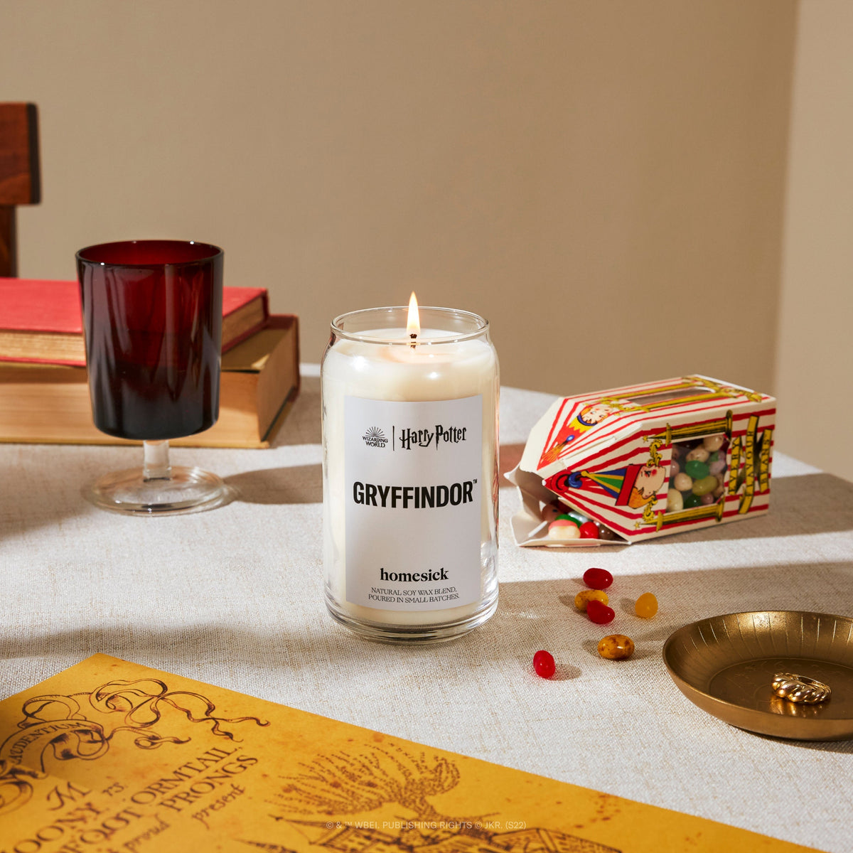 Scented Candle, Harry Potter Gryffindor for Living Room Ambience, Mantel Displays and Home Fragrance image 3