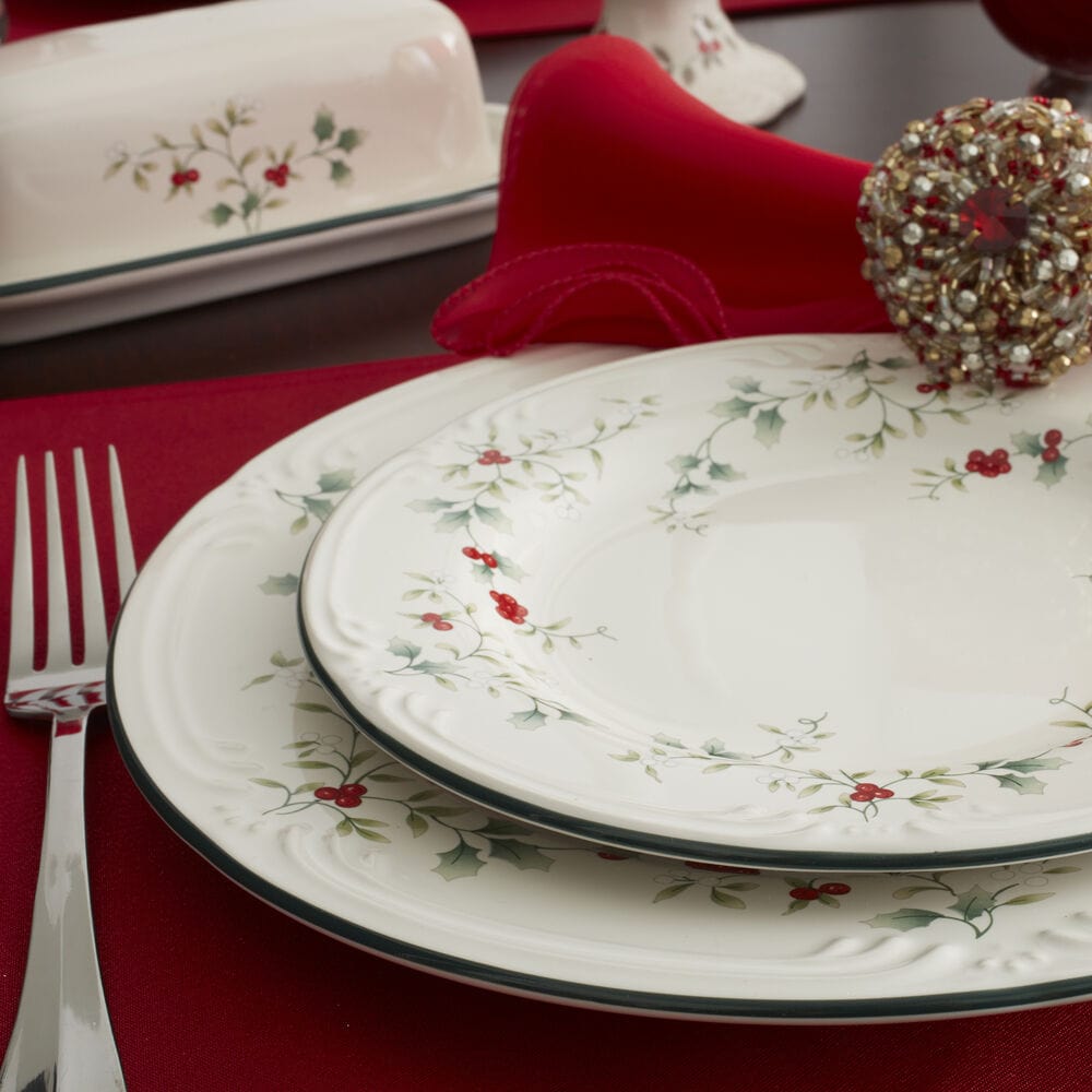 Dinnerware, Winterberry 16 Piece Set, Service for 4, Dishwasher-Safe Care for Family Dining, Serving and Entertaining image 3