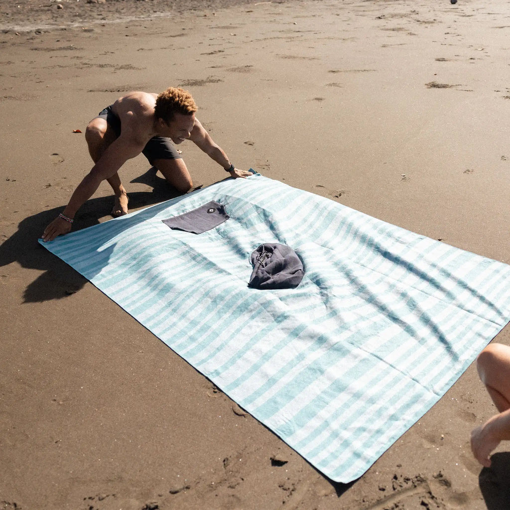 Bath Linen, Poncho Towel: Sidewinder Agua for Daily Bathroom Routines and Guest Baths, Designed for Home Bathrooms and Everyday Care image 3
