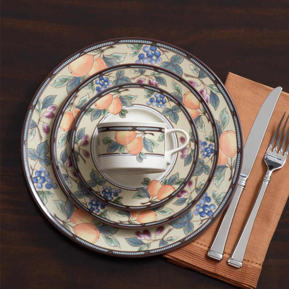 Dinner Plate, Garden Harvest, Dishwasher-Safe Care, Microwave-Safe Use for Main Courses, Entertaining and Daily Tableware image 3