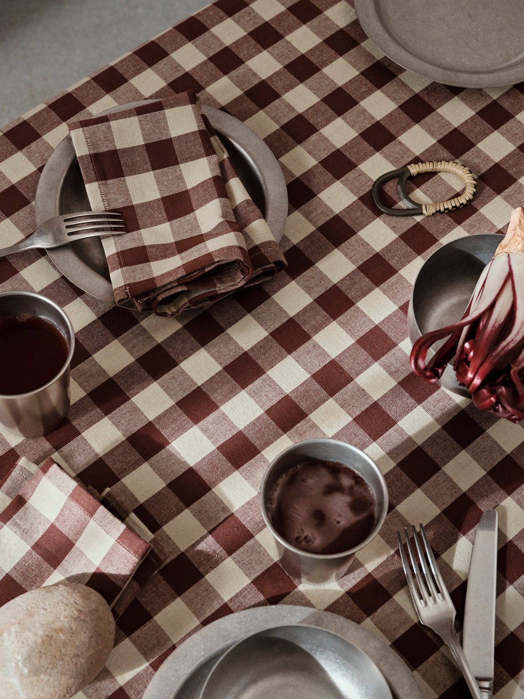 Dinnerware, Tumbled Plate Stainless Steel for Family Dining, Serving and Entertaining, Designed for Everyday Meals and Table Settings image 3