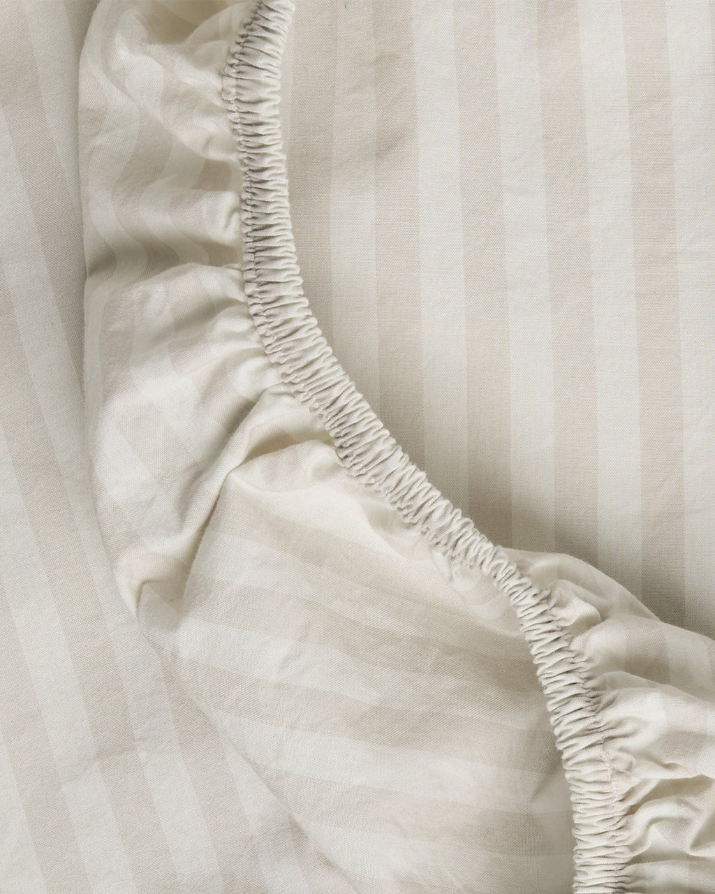 Fitted Sheet, Percale (Bone Stripe), Lightweight Design for Everyday Bedding, Bedroom Layering and Guest Beds, 6 Size Options image 3