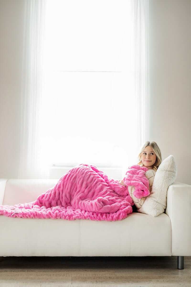 Cozy Throw Blanket, Hugs Pink for Living Rooms, Bedrooms and Everyday Lounging, 5 Size Options image 3