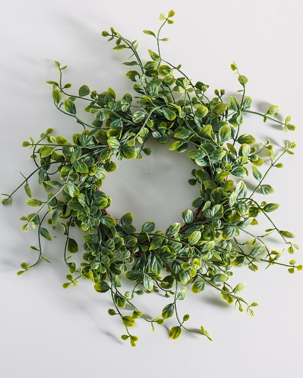 Decorative Candle, Whisperleaf Ring 10", Lightweight Design for Living Rooms, Bedrooms and Relaxing Evenings image 3