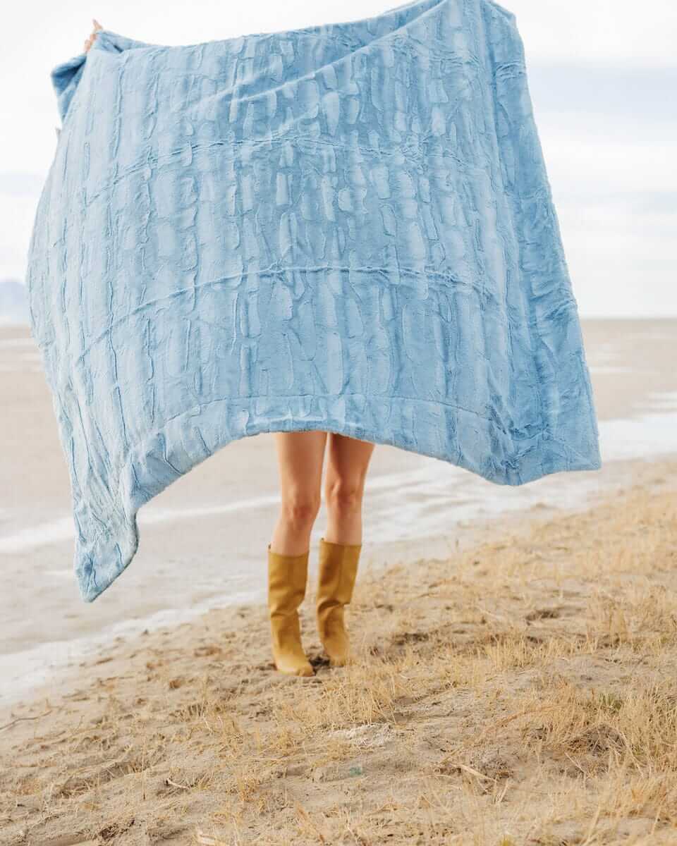 Cozy Throw Blanket, Sorbet Denim for Sofas, Beds and Relaxing at Home, 5 Size Options, Designed for Everyday Home Use image 3