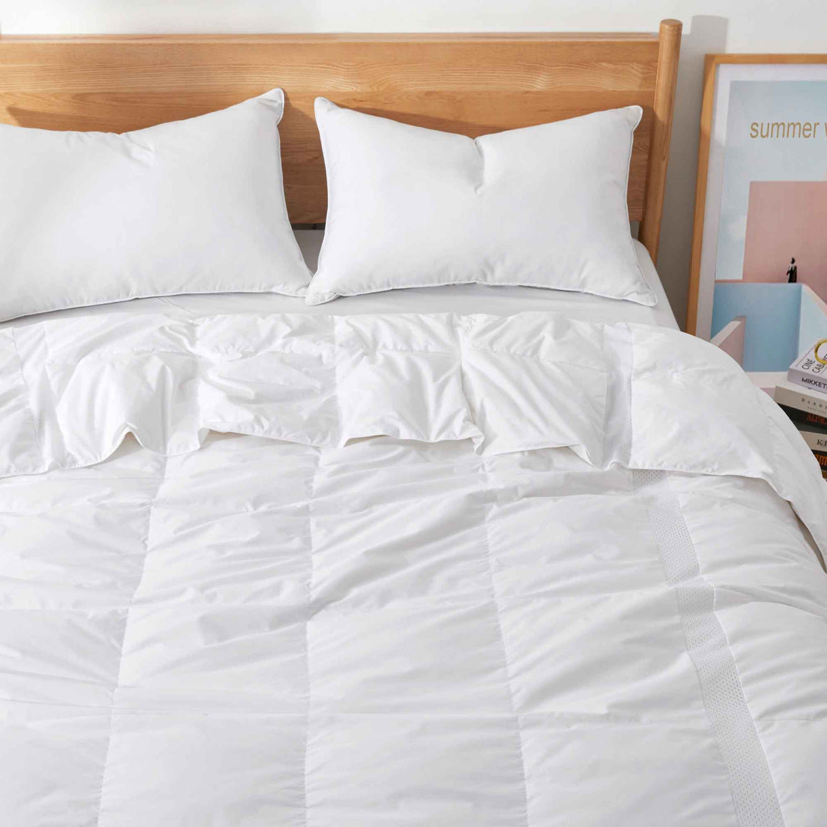 Ultra Lightweight Cooling Down Comforter image 3