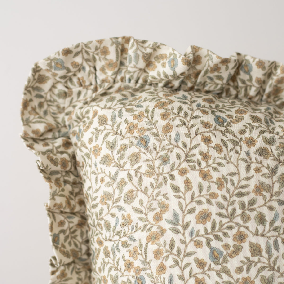 Decorative Pillow Cover, Meadow Ruffle 18" 22" 26" 12x20", Machine-Washable Care for Sofas, Beds and Living Room Accents, 5 Size Options image 3