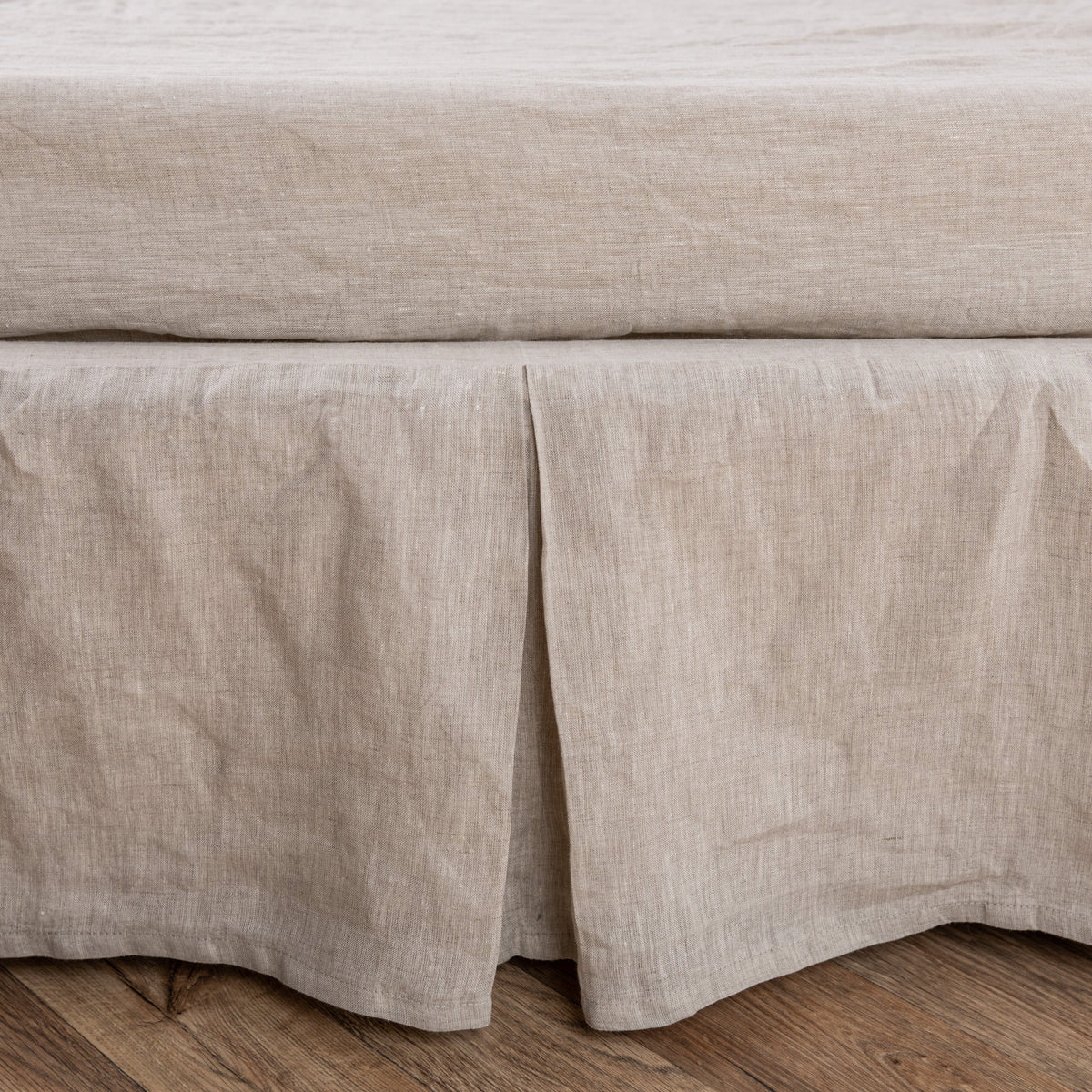 Bed Skirt, Tailored Linen Pleated Split Corners and High for Guest Beds, Bedroom Decor and Underbed Coverage, 6 Size Options image 3