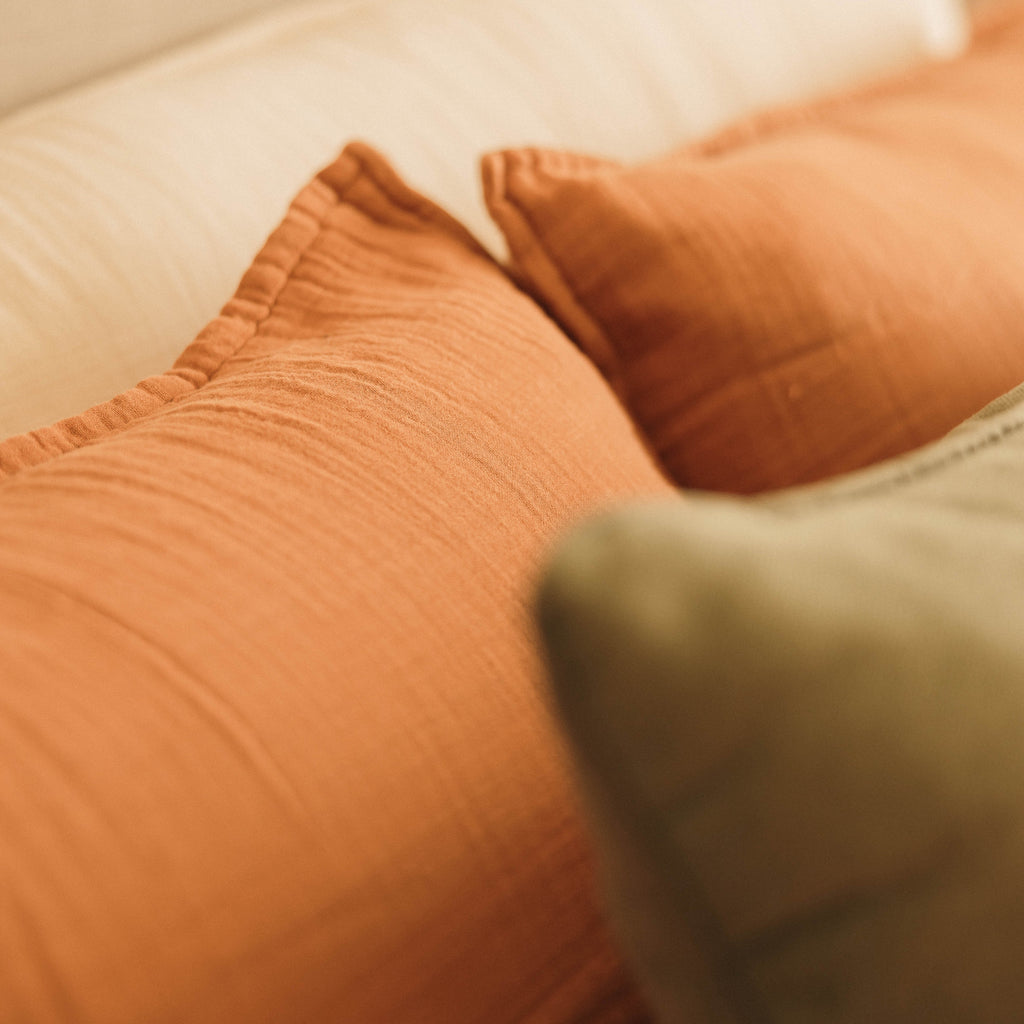 Decorative Pillow Sham, Standard Shams Retiring Colors (Set of 2), Breathable Construction for Beds, Bedroom Styling and Layered Bedding image 4