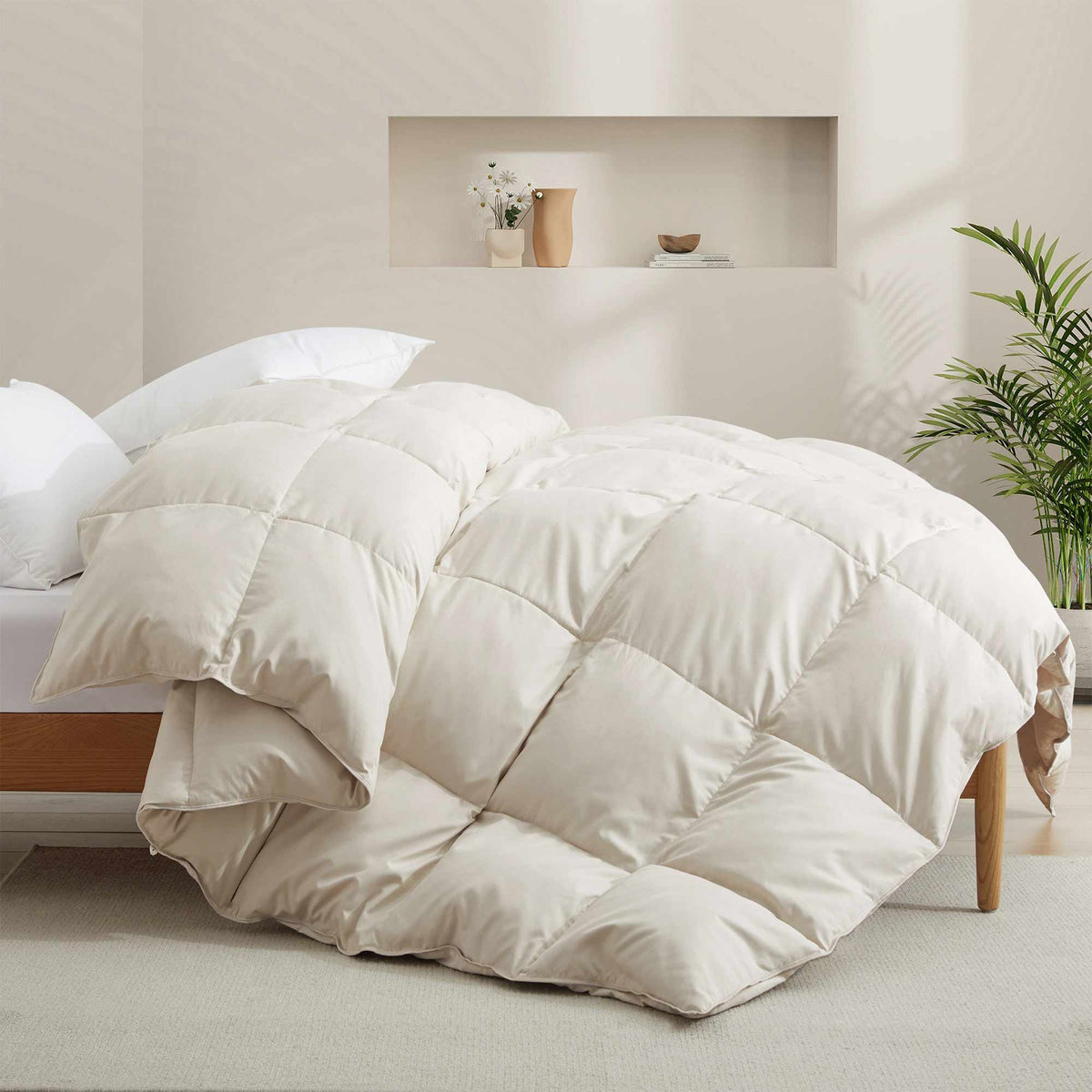 Down & Feather Comforter, Goose, Lightweight Design, Machine-Washable Care for Everyday Bedding and Comfortable Sleep, 4 Sizes and 8 Colors image 4