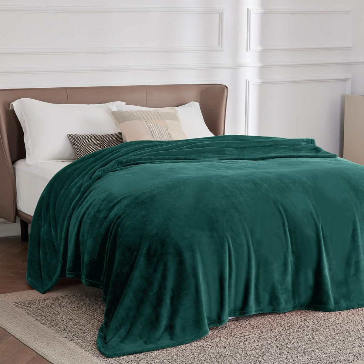 Cozy Throw Blanket, Flannel Fleece 300gsm, Lightweight Design for Living Rooms, Bedrooms and Everyday Lounging, 4 Sizes and 29 Colors image 4