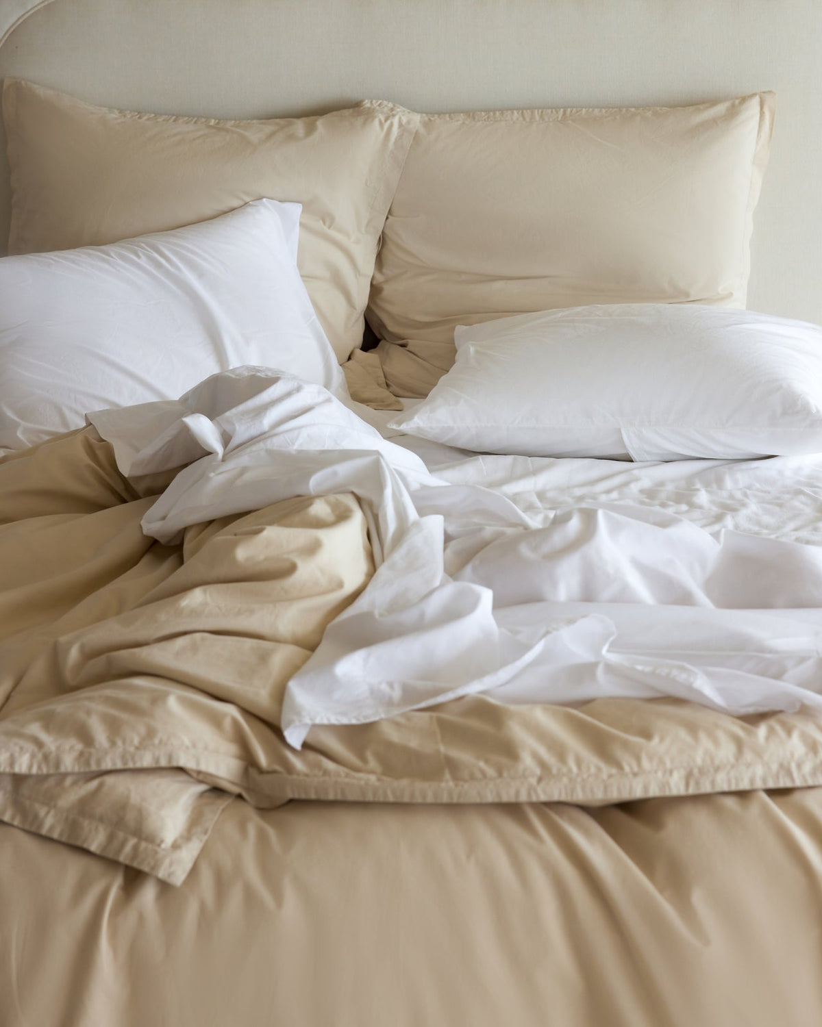 Pillowcase Set, Percale (White), Lightweight Design for Guest Rooms and Daily Bedroom Comfort, 2 Size Options image 4