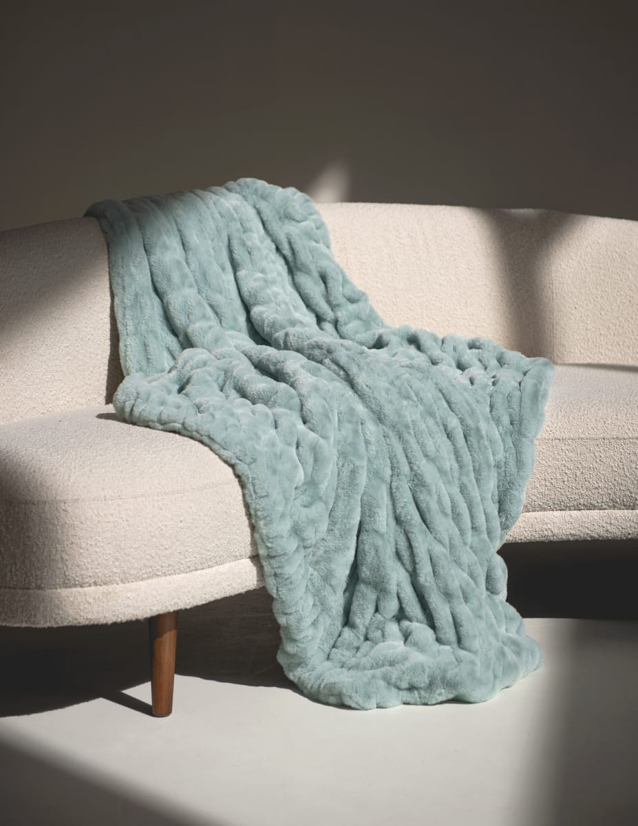 Cozy Throw Blanket, Hugs Willow Blue for Sofas, Beds and Relaxing at Home, 5 Size Options, Designed for Everyday Home Use image 4