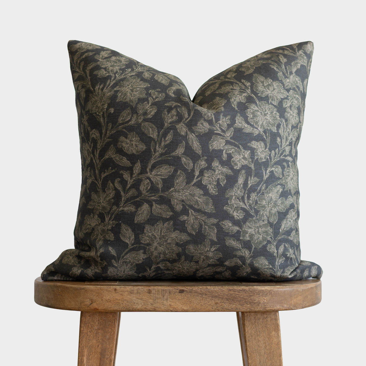 Decorative Pillow Cover Set, Edie 18" 20" 22" 12x20" 12x40" for Bedroom Styling and Living Room Decor, 5 Size Options image 4