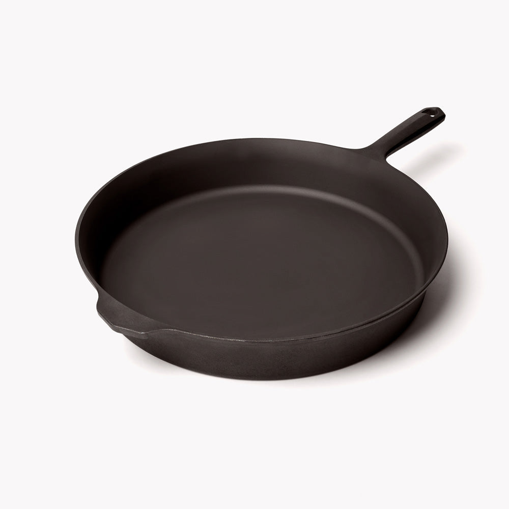 Cast Iron Skillet, No.12 for Stovetop Cooking, Baking and Family Meals, Designed for Searing, Sautéing and Everyday Meal Prep image 4