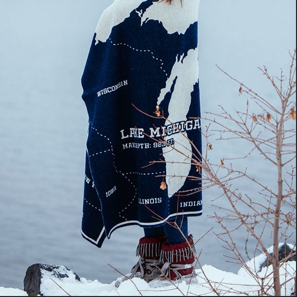 Cozy Throw Blanket, Great Lakes Map Wool, Hypoallergenic Comfort for Living Rooms, Bedrooms and Everyday Lounging image 4