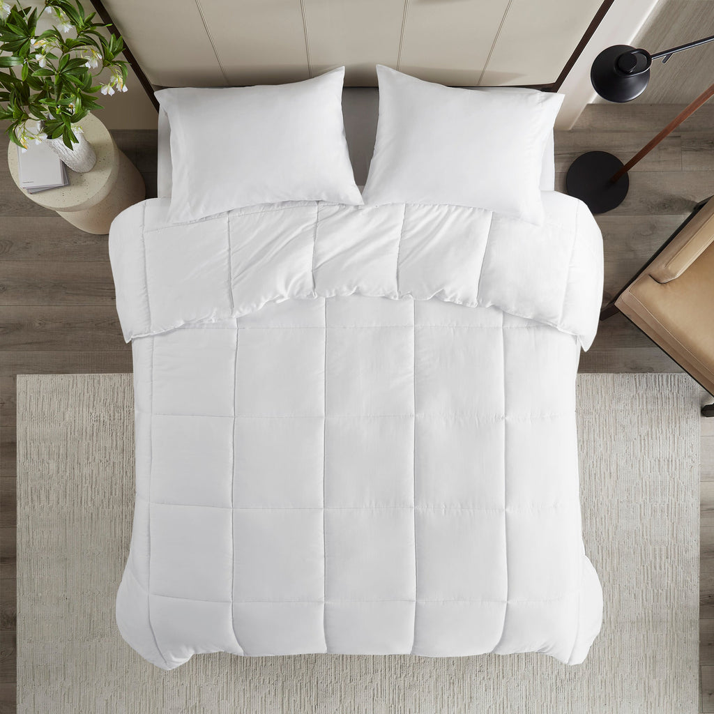 Down Alternative Comforter, Winfield 300 Thread Count Cotton Shell, Machine-Washable Care for Everyday Bedding and Comfortable Sleep image 4