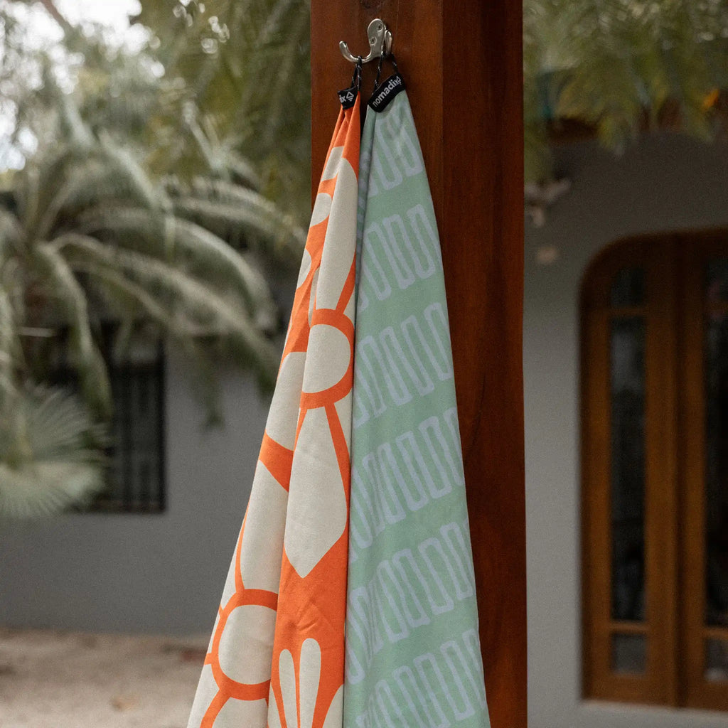 Bath Linen, Original Towel: Big Flowers Expedition Orange for Daily Bathroom Routines and Guest Baths image 5