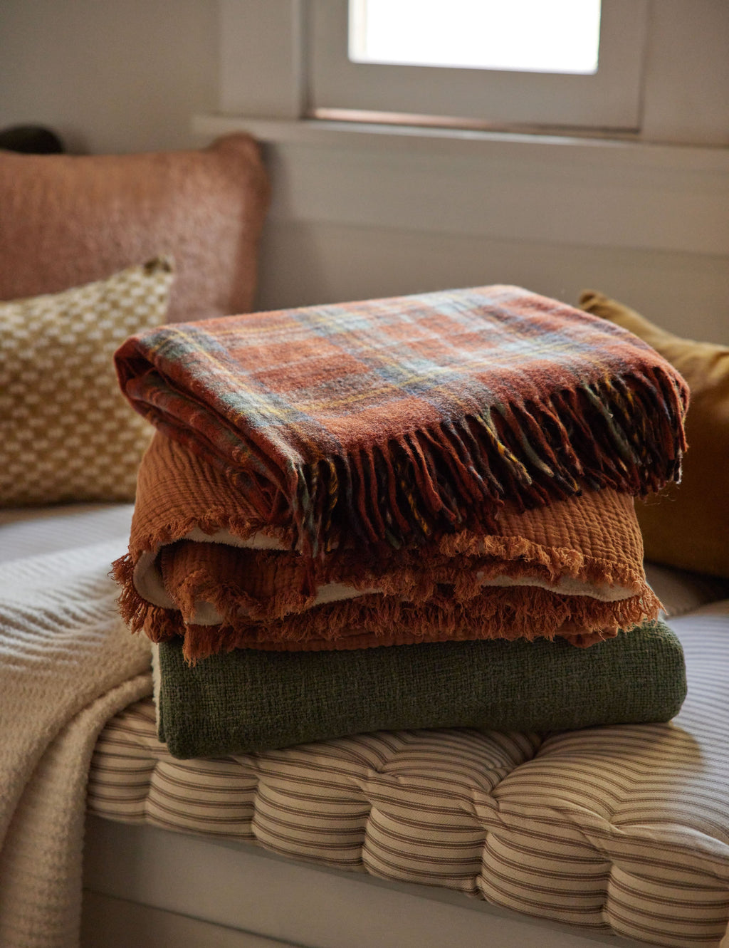 Cozy Throw Blanket, Recycled Wool for Living Rooms, Bedrooms and Everyday Lounging, 2 Color Options image 5