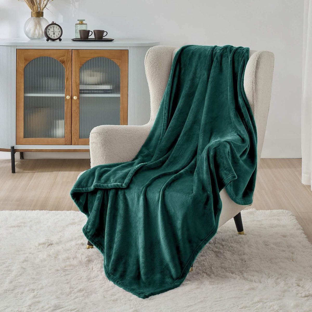 Cozy Throw Blanket, Flannel Fleece 300gsm, Lightweight Design for Living Rooms, Bedrooms and Everyday Lounging, 4 Sizes and 29 Colors image 5