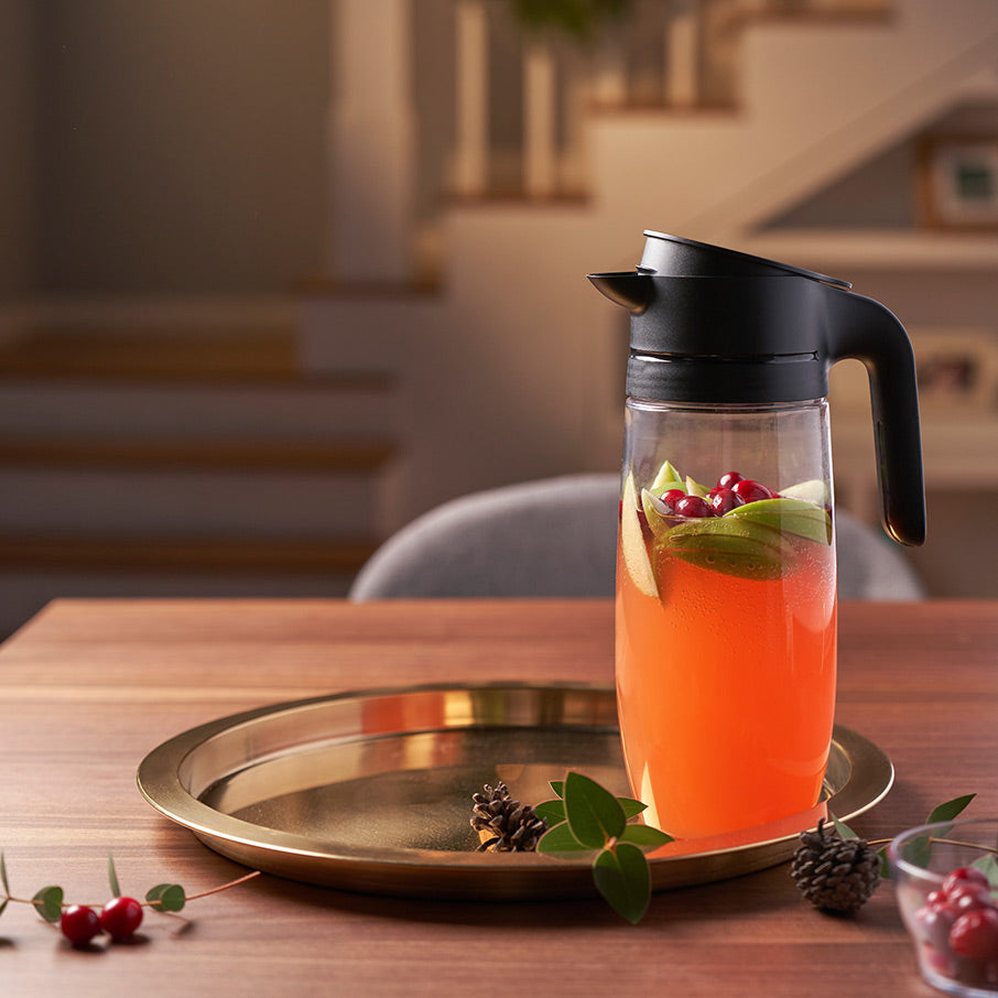 Dinnerware, Clearly Elegant Pitcher, Lightweight Design, Silicone Construction for Family Dining, Serving and Entertaining image 5