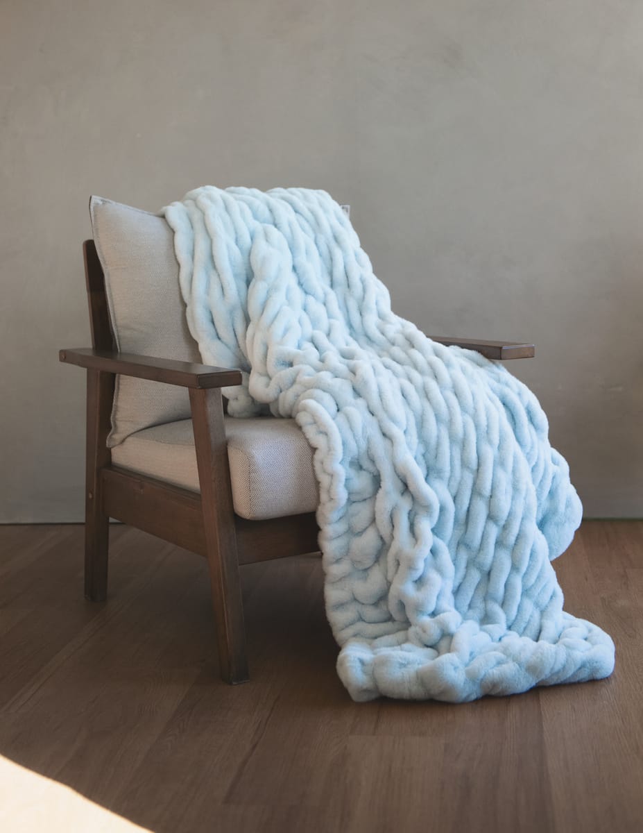 Cozy Throw Blanket, Hugs Ice Blue for Sofas, Beds and Relaxing at Home, 5 Size Options, Designed for Everyday Home Use image 5