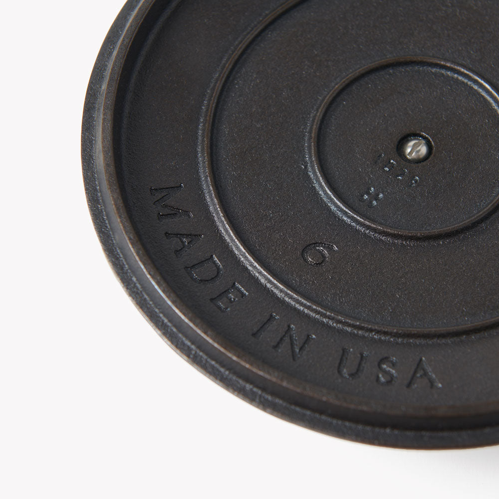 Cast Iron Skillet, No.6 Lid for Stovetop Cooking, Baking and Family Meals, Designed for Searing, Sautéing and Everyday Meal Prep image 5